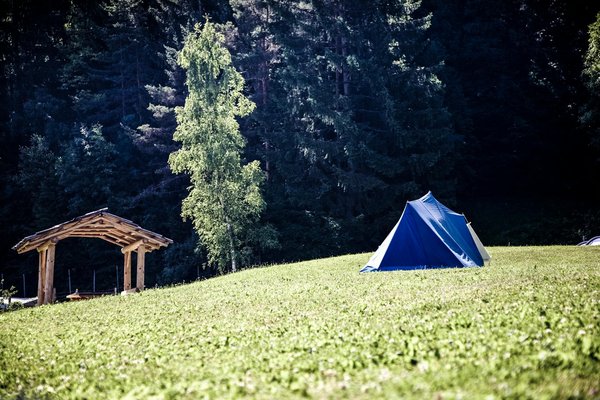 Découvrez le camping en dordogne : activités immanquables pour un séjour inoubliable